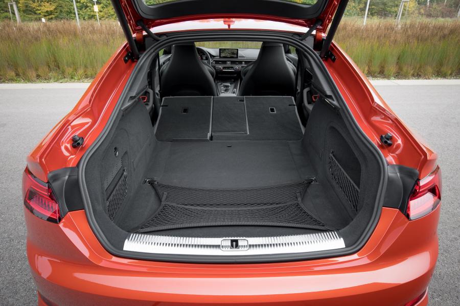 Багажник Audi S5 Sportback 2016 года  (WW) (фото 38 из 45)